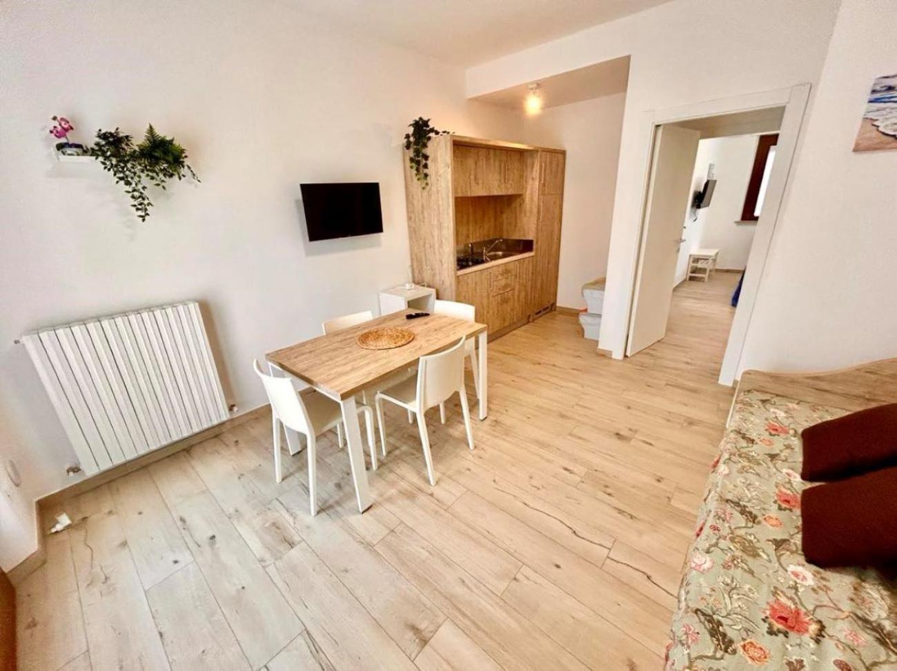 Appartamenti Cinzia A Numana Con Wifi E Aria Condizionata ภายนอก รูปภาพ
