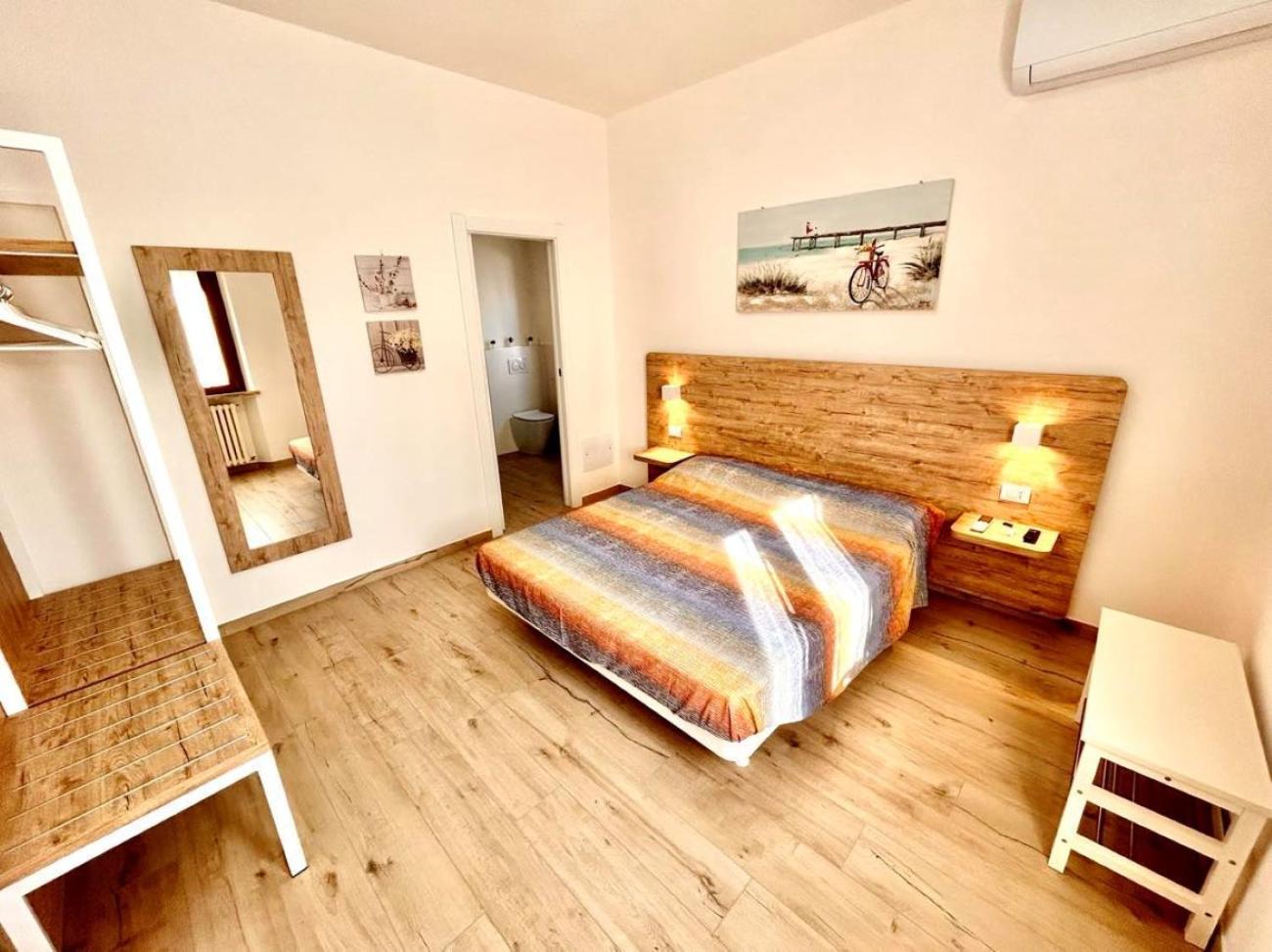 Appartamenti Cinzia A Numana Con Wifi E Aria Condizionata ภายนอก รูปภาพ